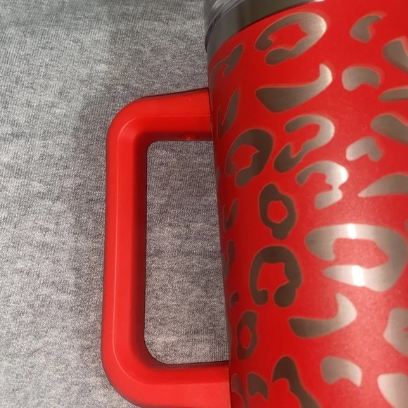 Tumbler 40oz - Picture 3 of 4